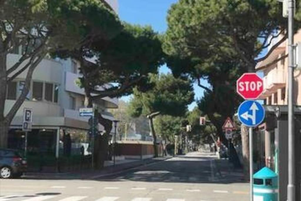 Apartamento Foscolo Sunset House Lido di Jesolo Exterior foto