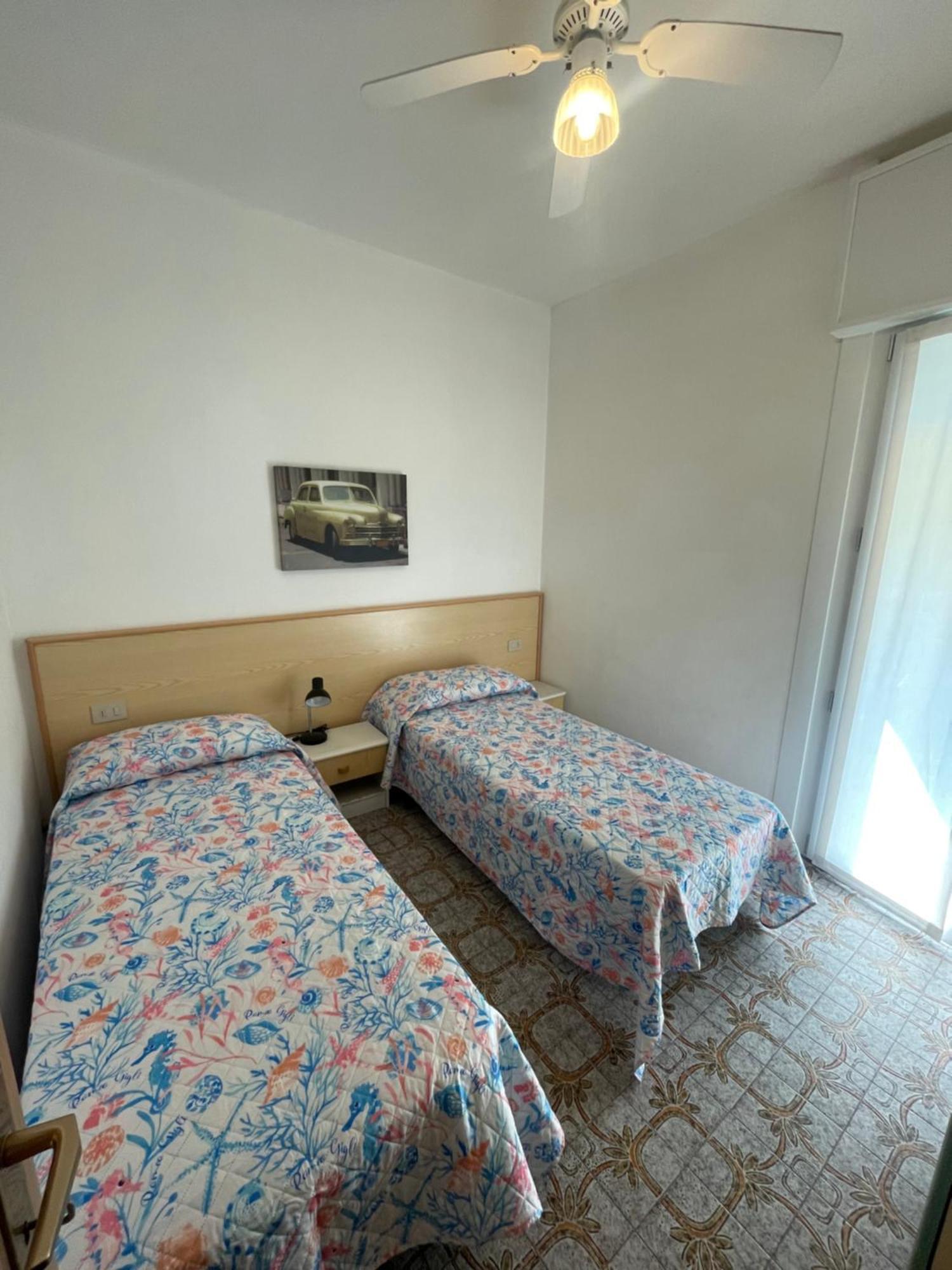 Apartamento Foscolo Sunset House Lido di Jesolo Exterior foto