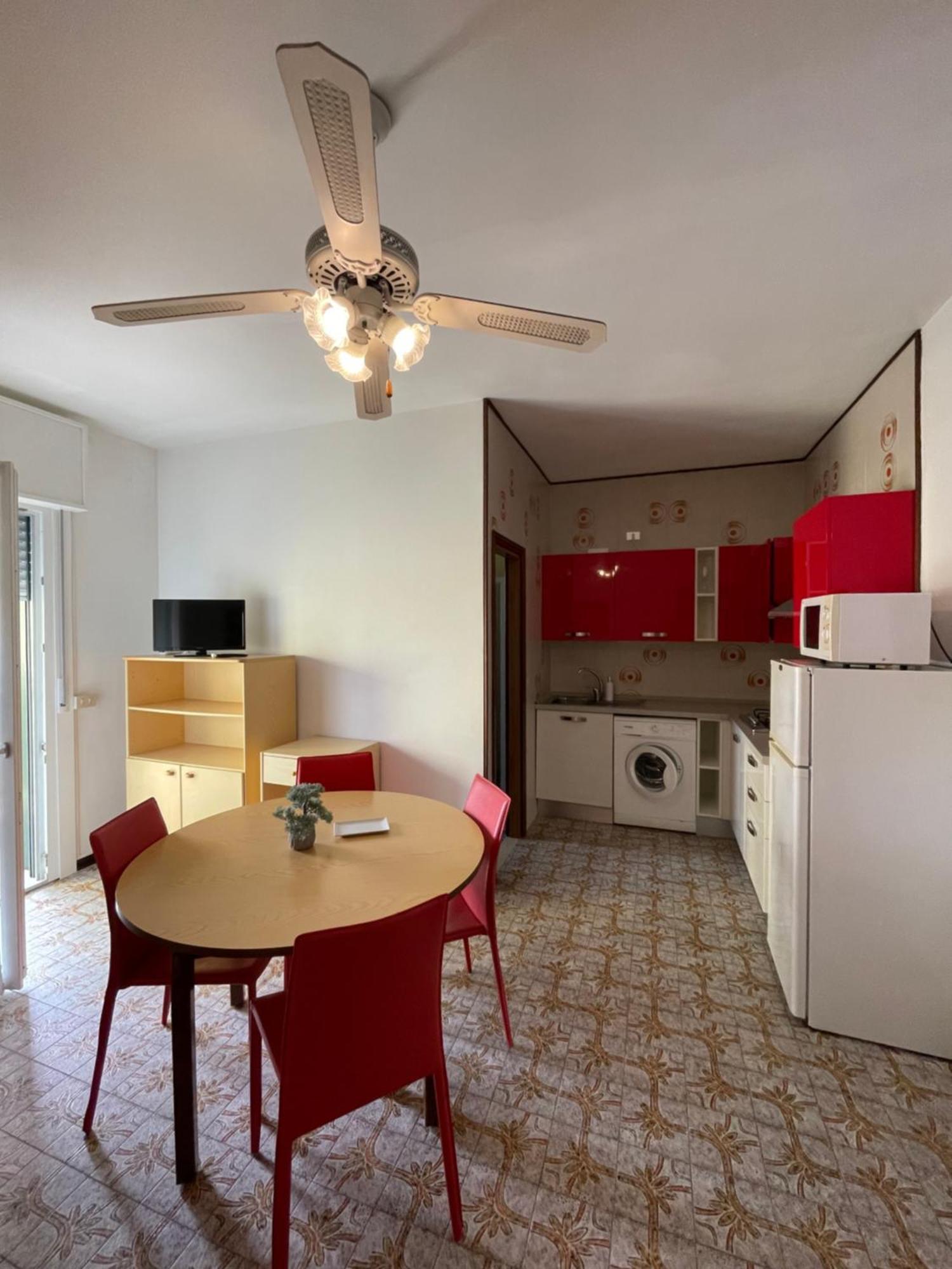 Apartamento Foscolo Sunset House Lido di Jesolo Exterior foto